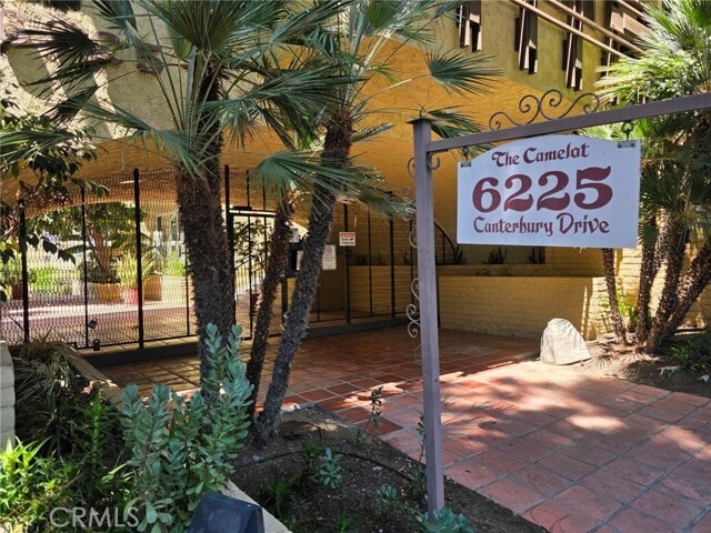 Building Photo - 6225 Canterbury Dr