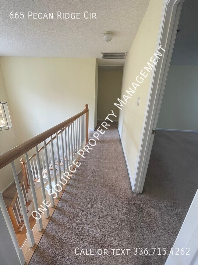 Building Photo - 665 Pecan Ridge Cir