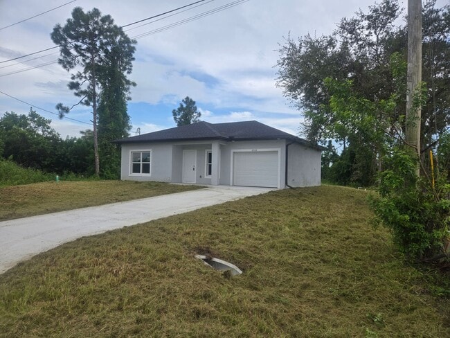 Building Photo - Brand New Construction 2/2/1 SW Lehigh Acres