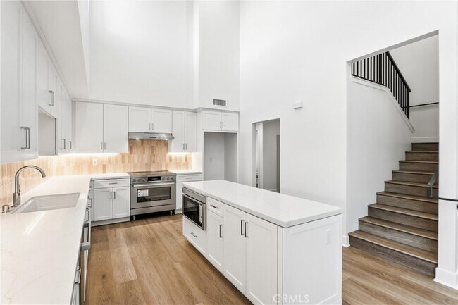Building Photo - 24722 Del Prado Ave