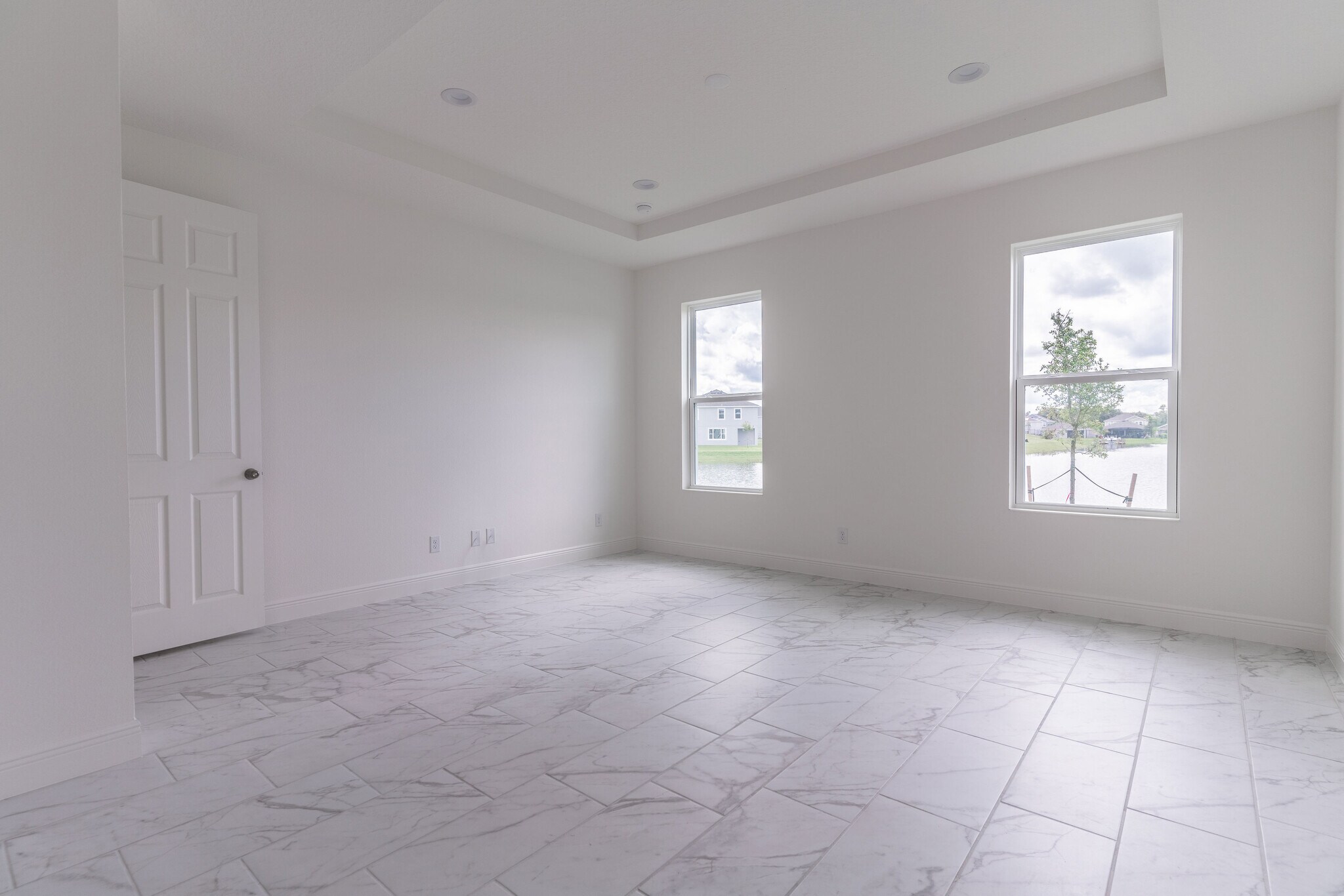 Building Photo - 5018 Down Ct