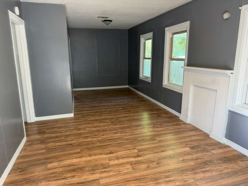 Building Photo - 1976 Lambert St