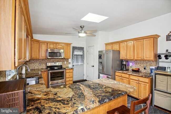 Building Photo - 8633 Winding Way