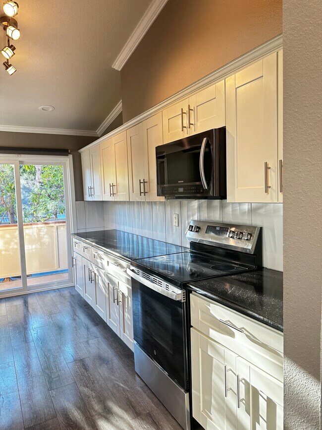 Building Photo - 5120 Twilight Canyon Rd