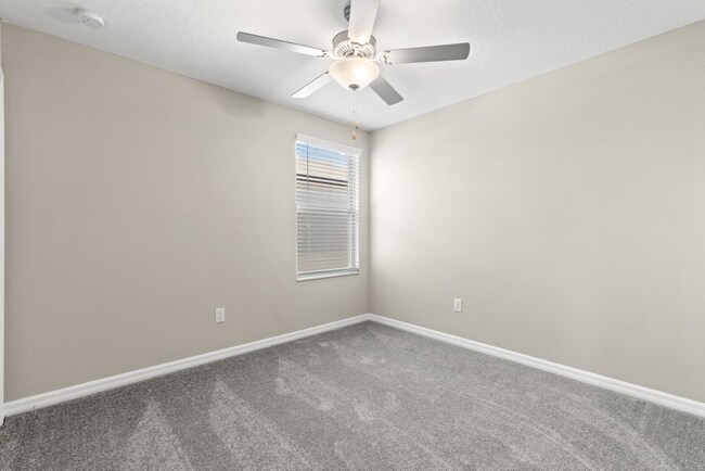 Building Photo - LIKE  NEW 5 Bedroom House for Rent in Epperson Ranch!