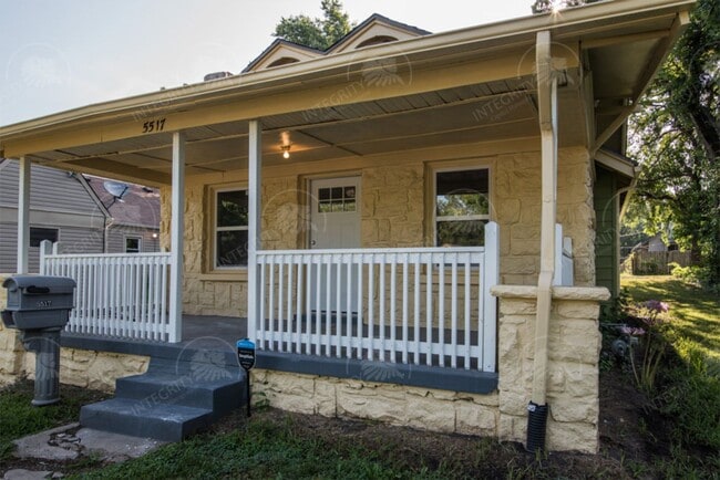 Building Photo - 5517 Woodland Ave