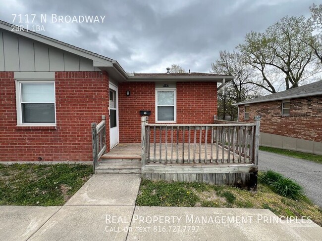 Primary Photo - 7117 N Broadway