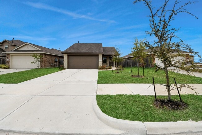 Building Photo - 9014 Estes Lks Dr