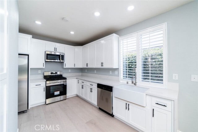 Building Photo - 17 Nopalitos Way