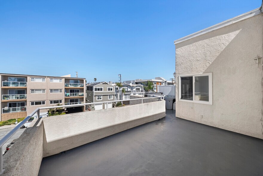 Building Photo - 40 15th St