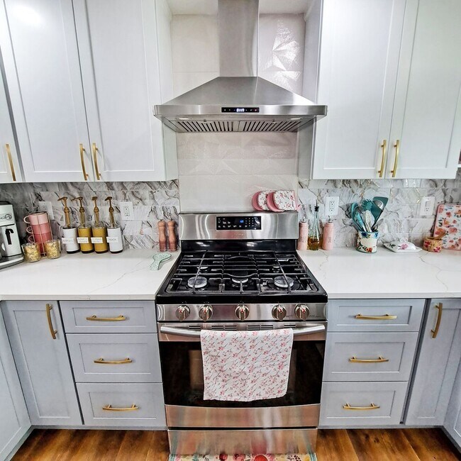 Building Photo - 3506 Lisa Ln