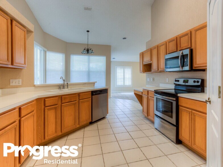Building Photo - 618 Waterscape Way