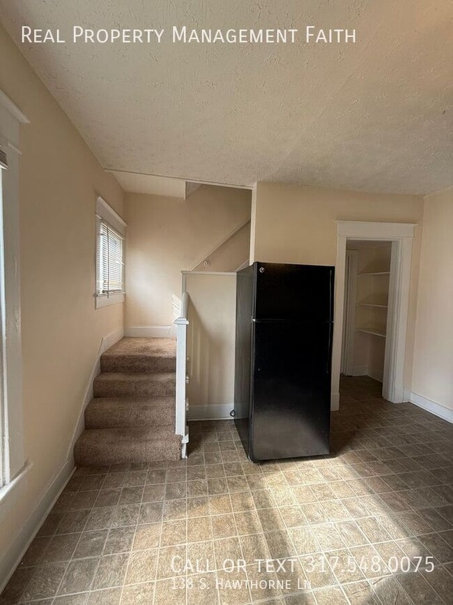 Building Photo - 138 S Hawthorne Ln