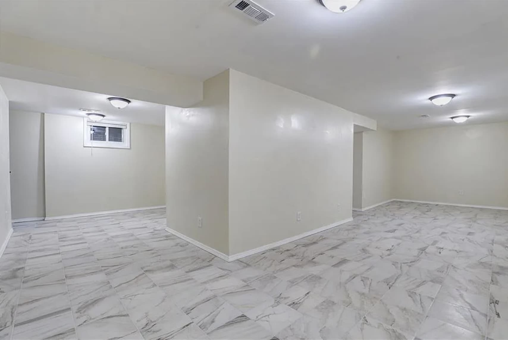 Building Photo - 5516 Willow Ave