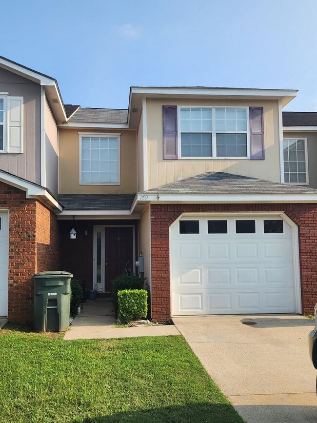 Dunwoody Subdivision! Close to Ft. Novose... - Dunwoody Subdivision!  Close to Ft. Novose...