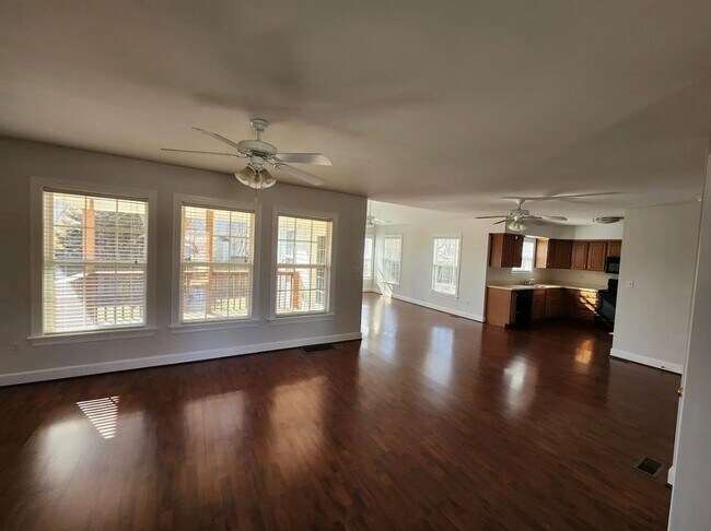 Building Photo - 4200 Blue Teal Pl