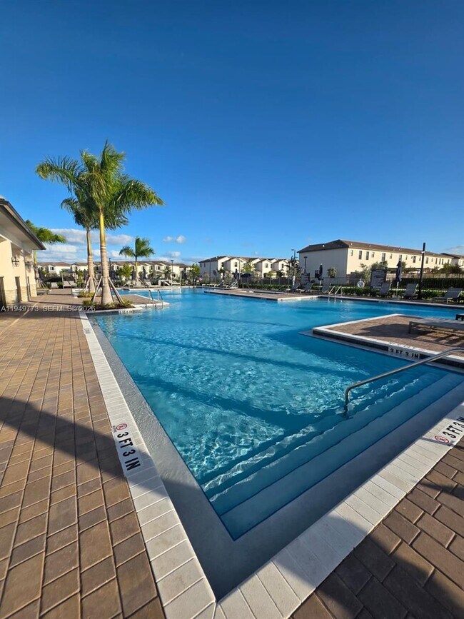 Building Photo - 23337 SW 128th Ave