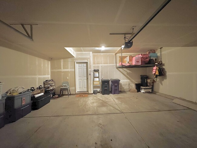 Building Photo - 4758 Kittredge St
