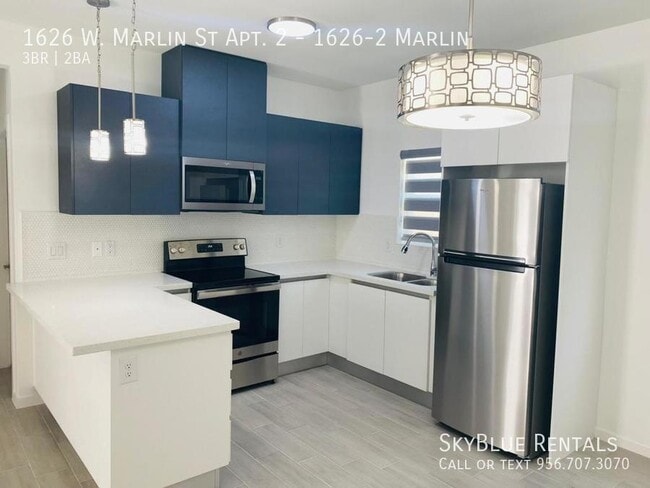 Building Photo - 1626 W Marlin St