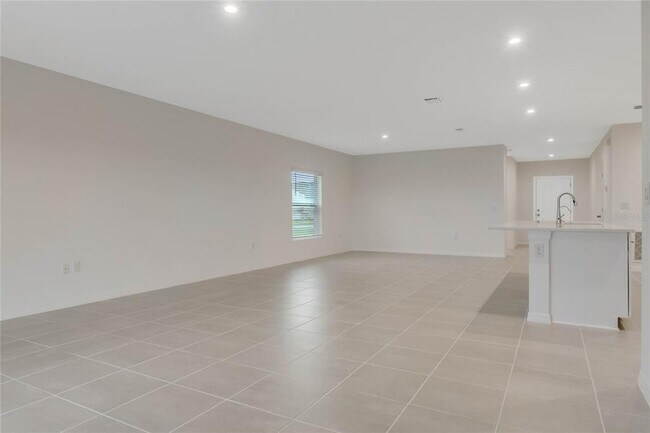 Building Photo - 5399 Tuscany Ln