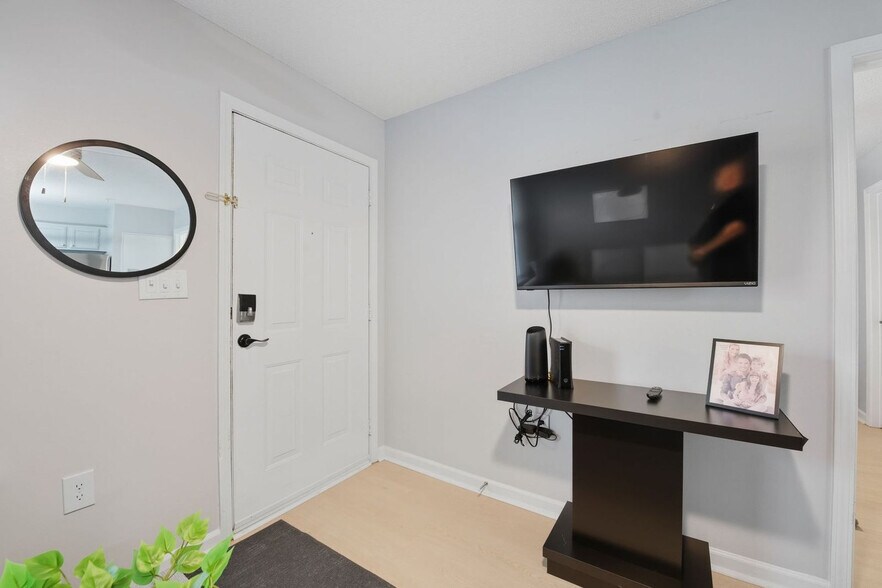 Building Photo - 254 Kings Creek Dr