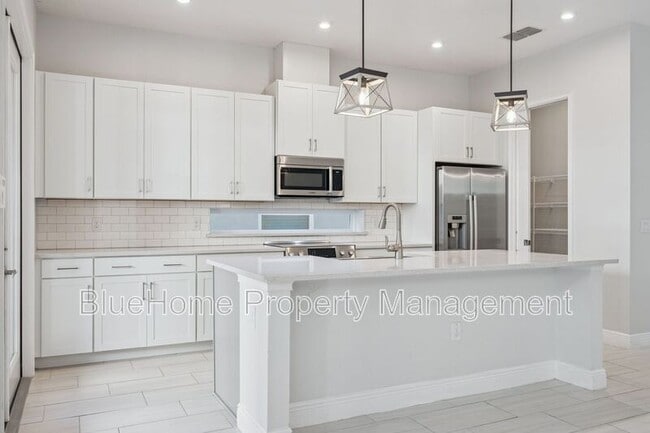 Building Photo - 8451 Nemours Pkwy