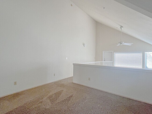 Building Photo - Natural Light Filled 2bd/2bth Loft Condo in Crown Hill, $2,550/mo.
