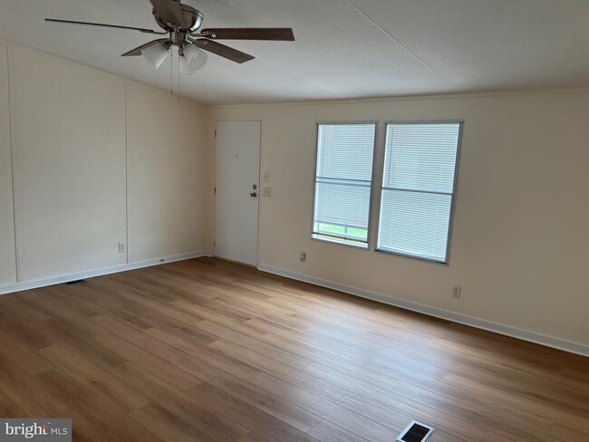 Building Photo - 65 Dugan Ct