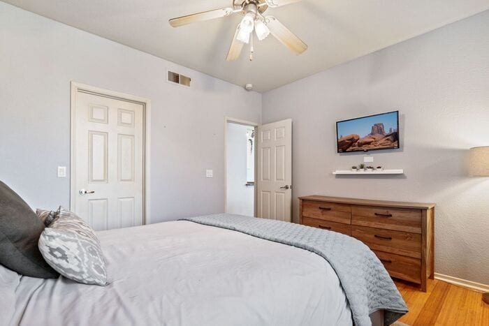 Building Photo - 7009 E Acoma Dr