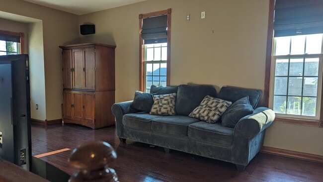 Building Photo - 4500 Fait Ave