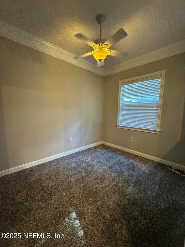 Building Photo - 2580 Heather Oaks Ct