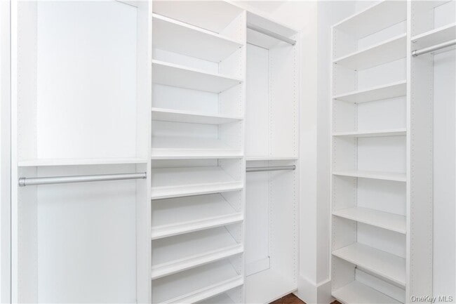 Building Photo - 108 Mamaroneck Ave