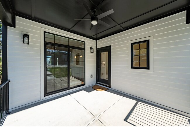 Building Photo - 2805 Torbett St