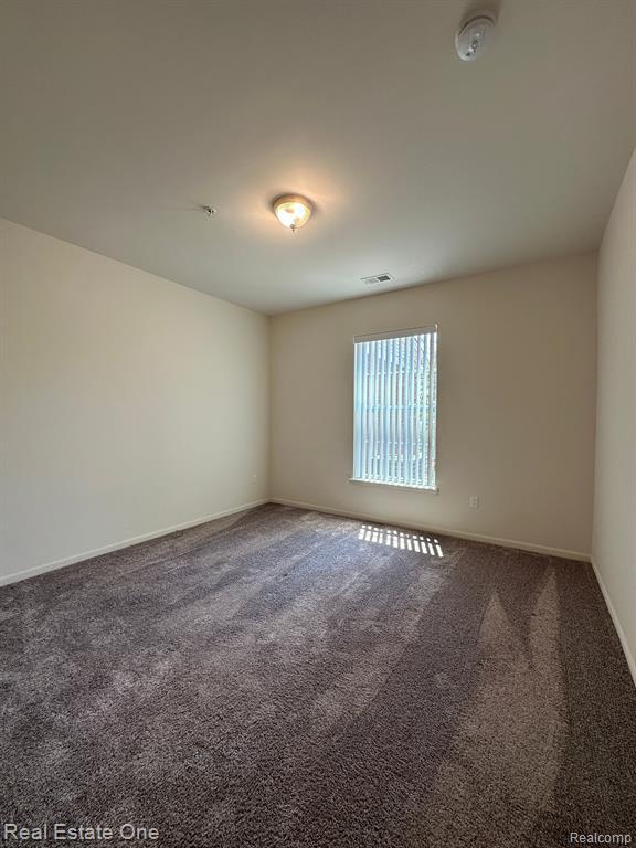 Building Photo - 28289 S Pointe Ln