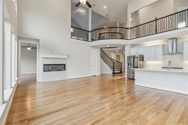 Building Photo - 821 Veranda View