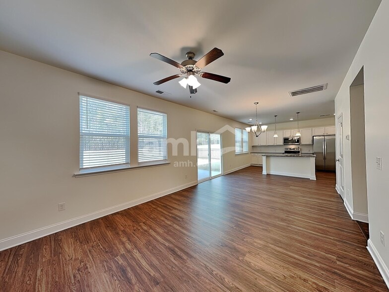 Building Photo - 12024 Brooksong Dr