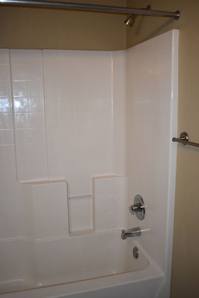 Building Photo - 2603 Cody Poe Rd