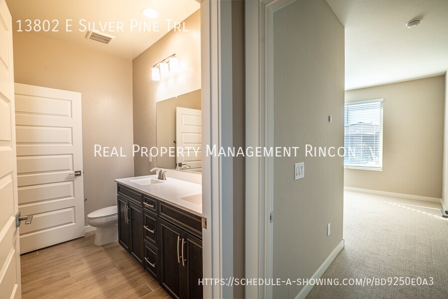 Building Photo - 13802 E Silver Pne Trl