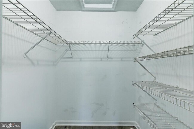 Building Photo - 100 Westwick Ct