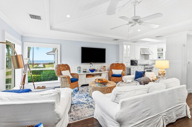 Building Photo - 3421 S Ocean Blvd