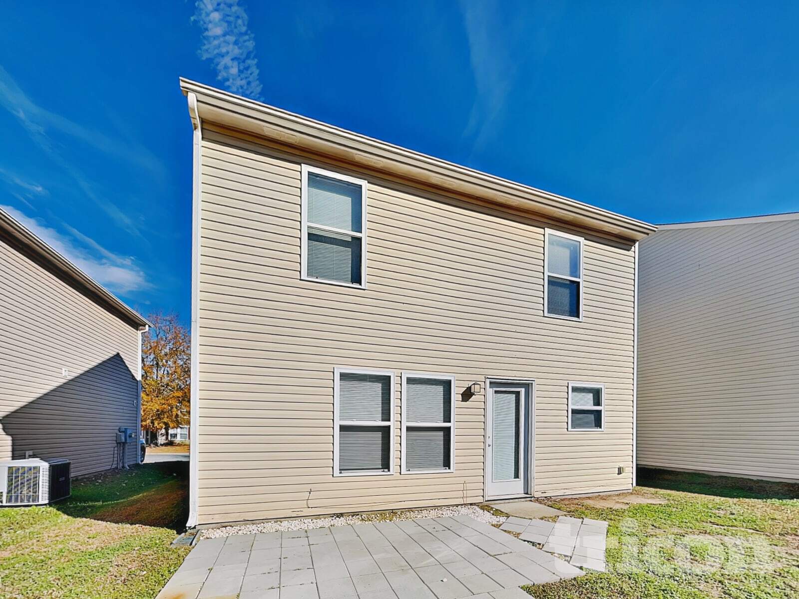 Building Photo - 908 Littleton Dr