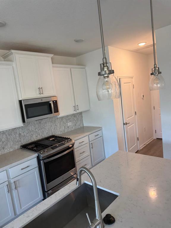 Building Photo - 1611 Iberville Dr