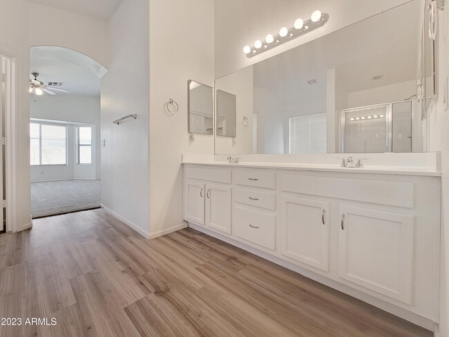 Building Photo - 17470 W Elizabeth Ave