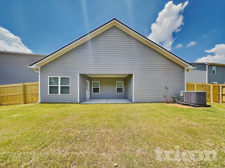 Building Photo - 299 Limestone Cir