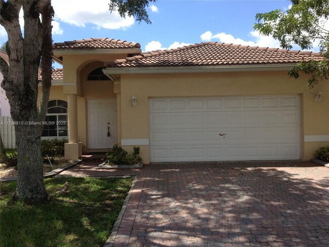 Primary Photo - 13500 NW 7th St