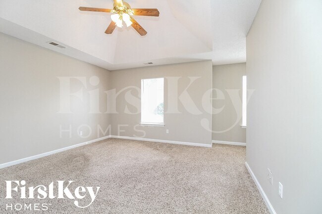 Building Photo - 5153 Grand Pines Dr