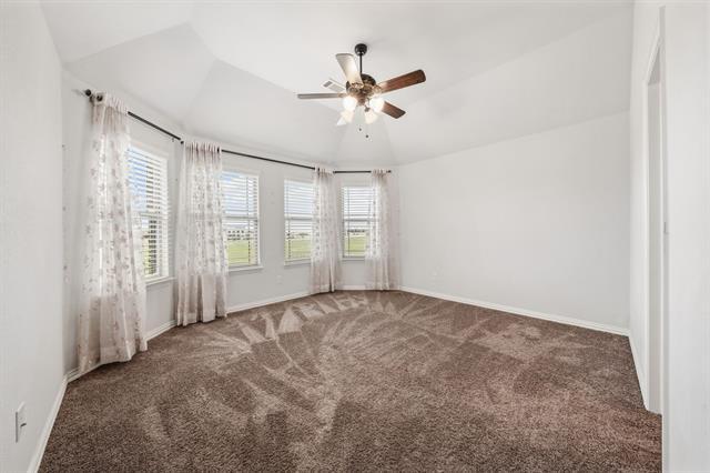 Building Photo - 12995 Llano Ave
