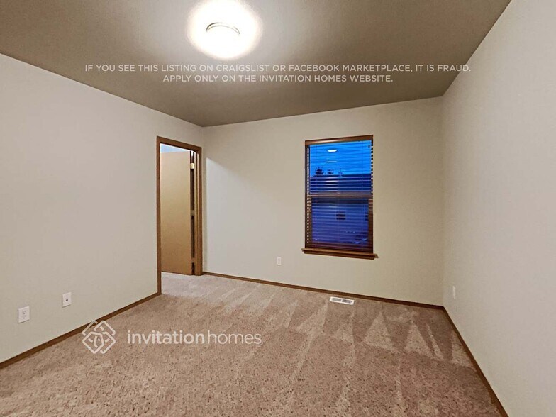 Building Photo - 19503 99th St Ct E