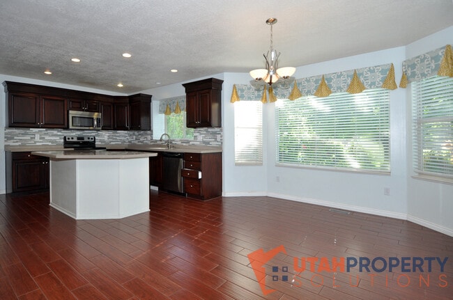 Building Photo - 11758 Chalk Creek Way