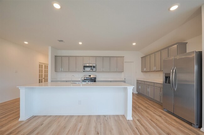 Building Photo - 5343 Sleepy Fox Ln